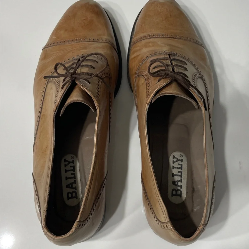 Bally Men's Winston Brogue Captoe Tan Leather Lace-Up Oxford Shoes | 10 - Picture 7 of 9